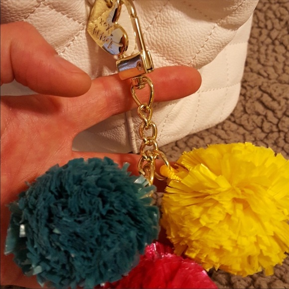 SALE! Gorgeous Betsy Johnson bag 💕💕 - Picture 5 of 6